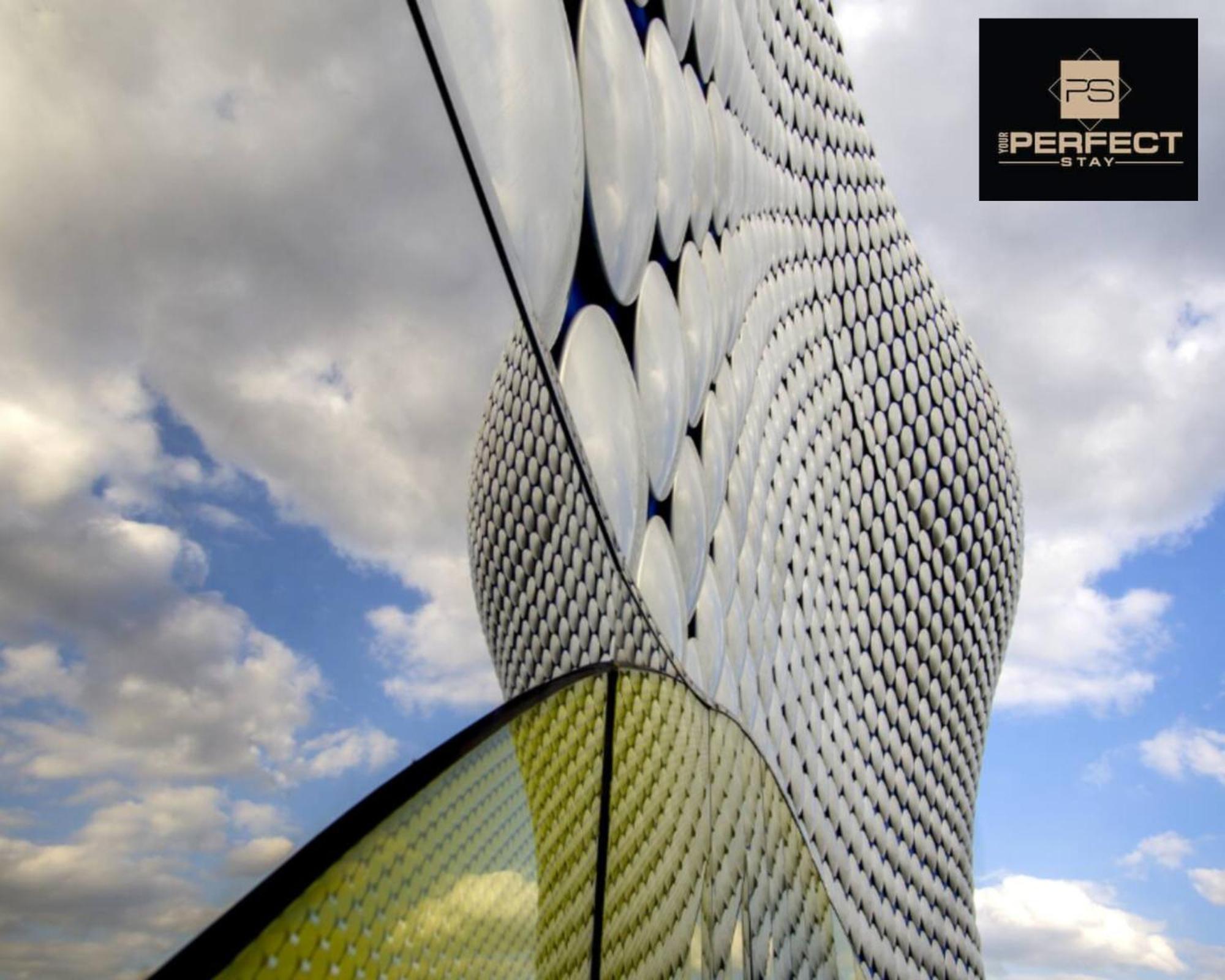 Luxe Modern Apartment By Your Perfect Stay Short Lets Birmingham Buitenkant foto