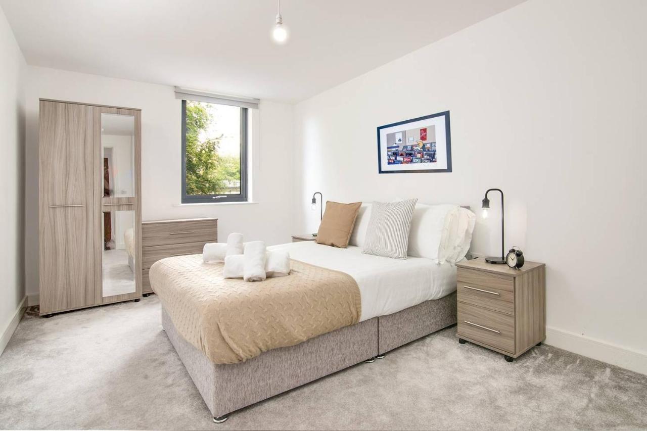 Luxe Modern Apartment By Your Perfect Stay Short Lets Birmingham Buitenkant foto